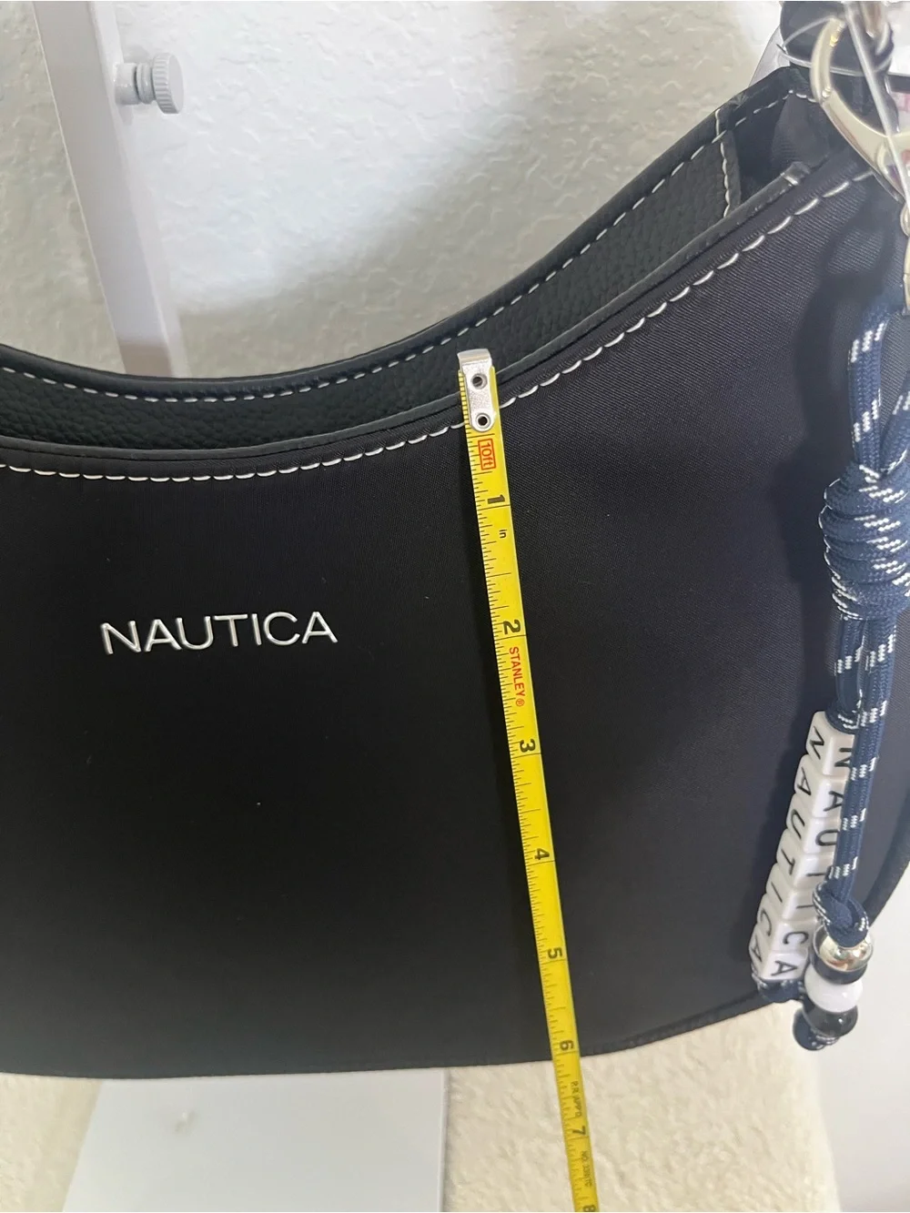Nautica sleek crescent